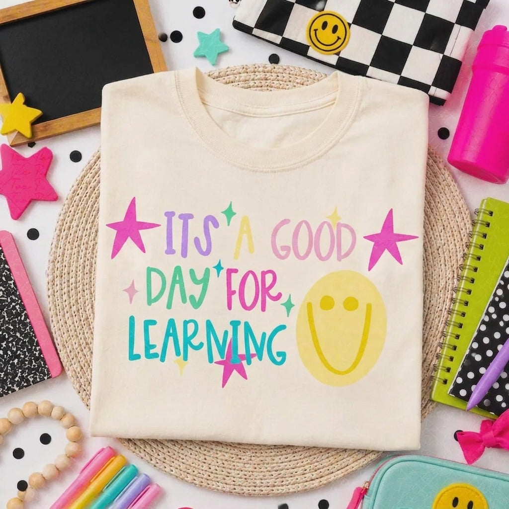 It's A Good Day For Learning Shirt, Back to School Teacher Comfort Shirt, Smiley Face Graphic Tee, Colorful Classroom Shirt, First Day of School Outfit