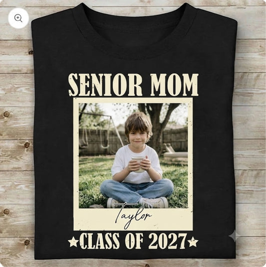 Personalized Senior Mom 2027 Custom Photo Class of 2027 T-Shirt