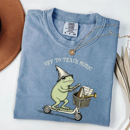 Funny Frog Off to Teach Music T Shirt