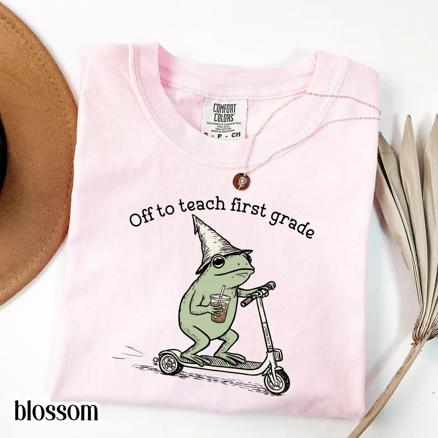Funny Frog Off to Teach Frist Grade T Shirt
