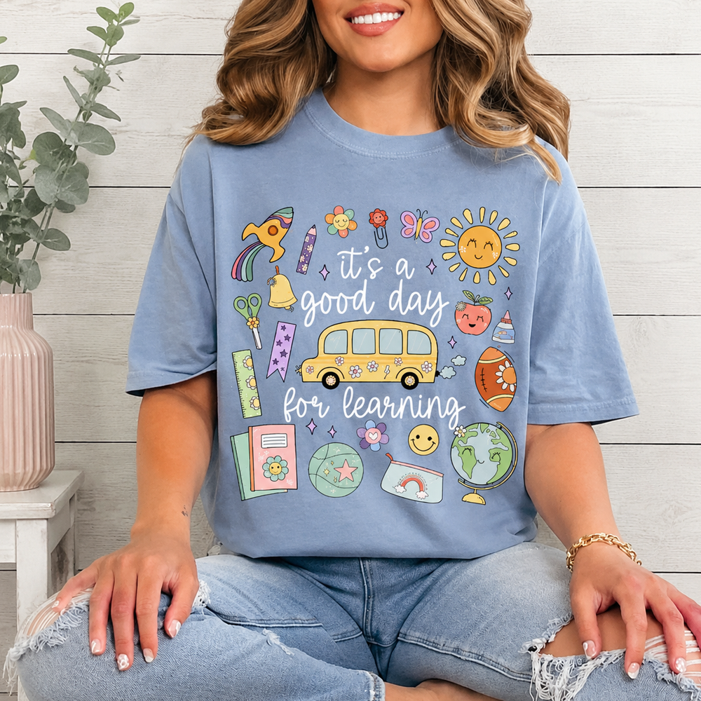 It’s A Good Day For Learning Teacher Shirt – Cute Retro Back To School T-Shirt,Comfort Colors,Doodle T-Shirt, Whimsical, Teacher Gift